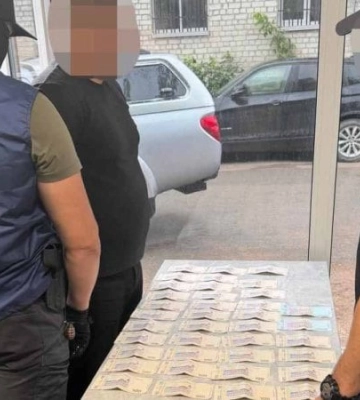 На Житомирщині співробітника СБУ підозрюють у продажі даних з "таємної бази", – ДБР