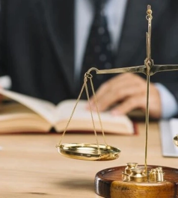 День нотаріату: скільки нотаріусів працює в Україні та де їх найбільше