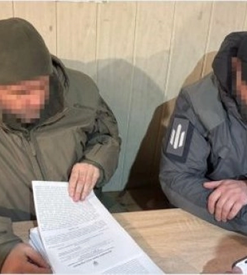 Бухгалтери у тилу отримували "бойові" за нібито службу на фронті: ДБР викрило схему на майже 4 млн грн. ФОТО