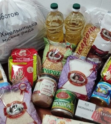 Українцям порадили зробити запаси води та їжі на тиждень