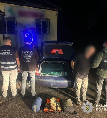 На Рахівщині затримали чоловіка за переправку призовника до Румунії