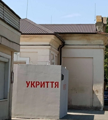 В Одеському зоопарку облаштували два укриття для відвідувачів