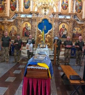 Полтавська громада попрощалась із загиблим захисником України