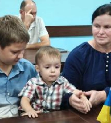 Виховала дев’ятьох дітей: жительці Глобинської громади присвоїли звання «Мати-героїня»