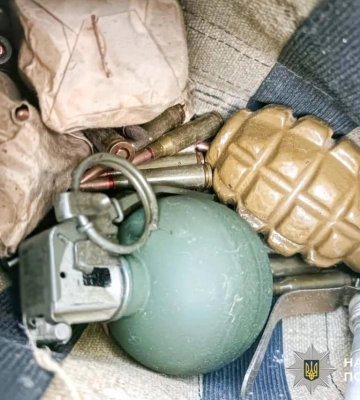 Житель Рівненщини зберігав вдома гранати та понад пів тисячі патронів