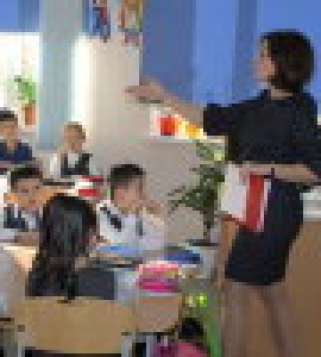 168 школ — онлайн, лишь 9 — в смешанном формате: как будут учиться дети
