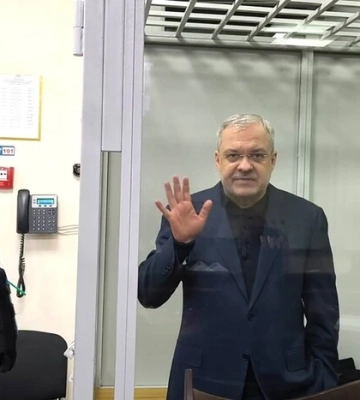Знімав маєток за $3 тис. у місяць і приховав оплату за навчання дітей. НАЗК перевірило декларацію Галущенка