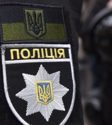 На Київщині підлітків підозрюють у жорстокому знущанні з чоловіка, який згодом помер
