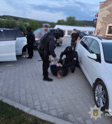$9000 за втечу з України: чоловікам обіцяли документи, готель і нелегальний перетин кордону