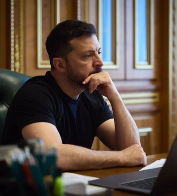 Зеленський назвав “ганебною” перестрілку між СБУ та ГУР і анонсував кадрові рішення