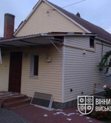 На Вінниччині через російську атаку пошкоджені будинки, двоє постраждалих