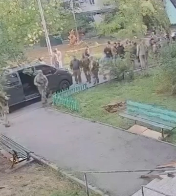 З’явилося відео перестрілки між СБУ та ГУР у Києві