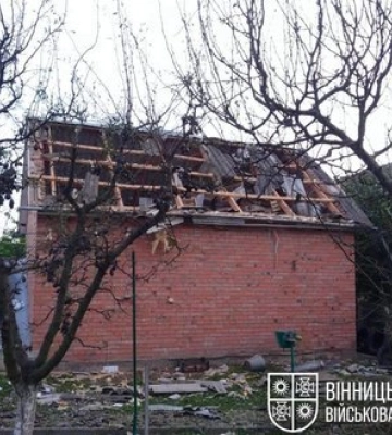 Окупанти атакували Вінниччину: двоє постраждалих, пошкоджені будинки. ФОТО