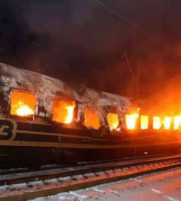 Російський дрон влучив біля поїзда Одеса – Дніпро: завчасна евакуація врятувала пасажирів