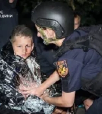 В Одесі 17 людей поранені внаслідок нічної атаки РФ по багатоповерхівці