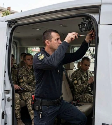 У Миколаєві автівки ТЦК обладнають камерами відеоспостереження: подробиці