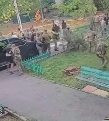 Кабмин ограничит тарифы такси во время тревог