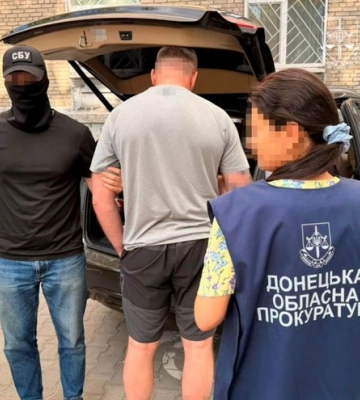 22 000 доларів за «білий квиток» – викрито організатора схеми зняття військовозобов’язаних з обліку