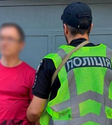В Киеве военный устроил конфликт с автоматом из-за музыки