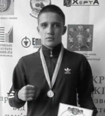 Зупинилося серце відомого боксера, тренера-викладача та воїна Володимира Гінайла з Луцька