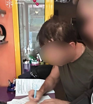 У справі директора мовного центру у Хмельницькому вже дев’ять потерпілих дітей