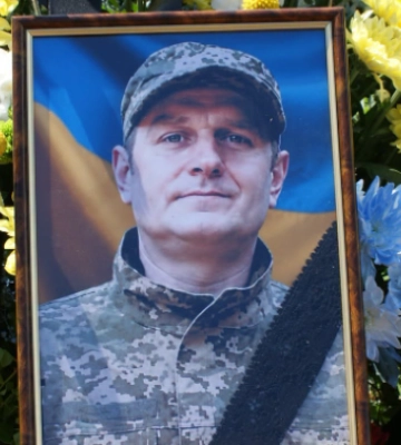 Загинув на річницю весілля: на Волині попрощалися із Героєм Андрієм Біланом