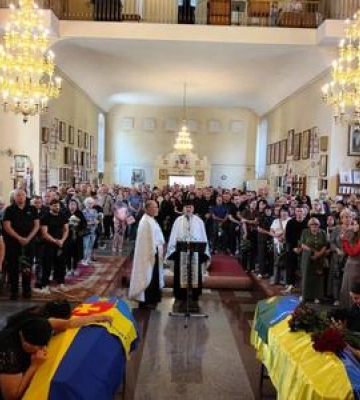 Полтавська громада попрощалась із загиблими захисниками України