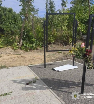 У селі Болградського району на Алеї Слави пошкоджено портрет загиблого військовослужбовця
