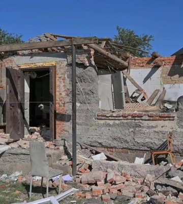 «Це диво, що всі вижили»: на Рівненщині долають наслідки влучання ворожого дрона в житловий сектор (ВІДЕО)