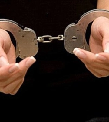 Киянку засудили до 15 років ув’язнення за спробу підпалу авто українського військового