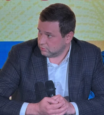 Заступник генпрокурора Крим визнав російське громадянство своєї дружини