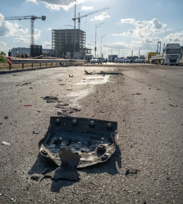 В Киеве обломки российского дрона упали в нескольких районах: количество раненых возросло