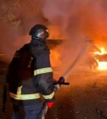 Чернігів та район зазнали чергової ворожої атаки, сталися пожежі