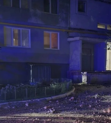 На Кропивницкий напали реактивные дроны - повреждены жилой дом и предприятие. ФОТО