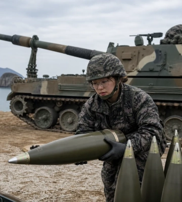 Жінки-морпіхи Південної Кореї служать на передових позиціях