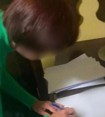 Взято під варту жінку, яка допомагала окупантам організовувати незаконні вибори в Енергодарі