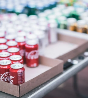 Четкий сигнал Америке: РФ ударила дроном по заводу Coca-Cola в Украине, — Зеленский