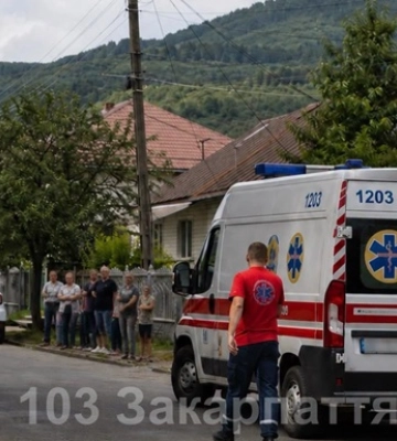 На Закарпатті однолітки жорстоко побили 16-річну дівчину