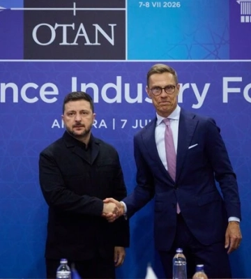 Президенти Фінляндії і України обговорили візит спецпредставників США