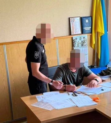 ТЦКшник сломал руку мужчине на Черниговщине