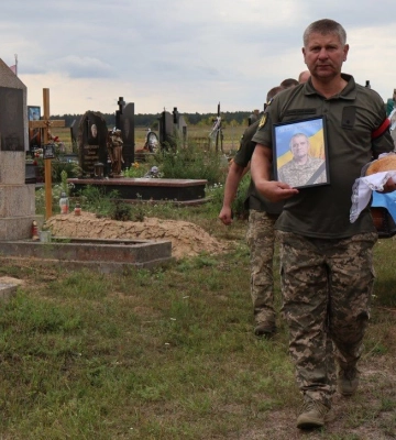 На Волині віддали останню шану військовослужбовцю Леоніду Фищуку