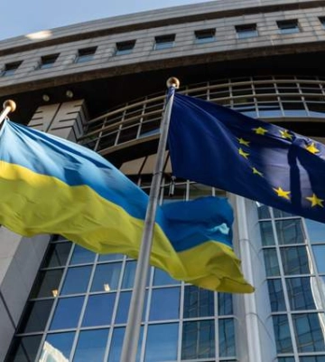Пришло время дронам появиться в центре Москвы, – бывший посол ЕС в Украине отреагировал на российский удар