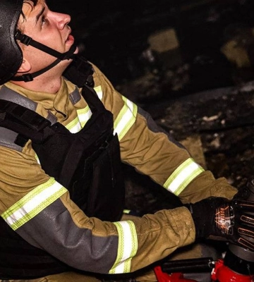 Росіяни повторно вдарили "Шахедами" по "Епіцентру" в Миколаєві: є постраждалі, спалахнула пожежа