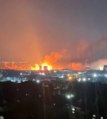 Російський удар по підприємству на Дніпропетровщині: є загиблі