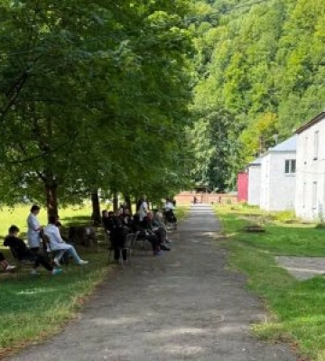 Нестача коштів чи неналежний догляд? Обласна рада взяла під жорсткий контроль психоневрологічні інтернати Закарпаття