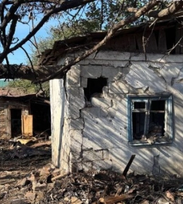 Ворожі дрони пошкодили і зруйнували житлові будинки у Запоріжжі