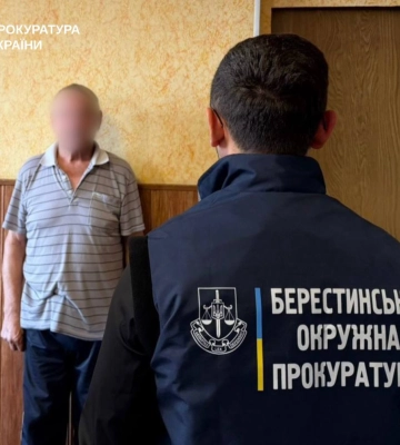 На Харківщині 78-річного чоловіка підозрюють у багаторічному сексуальному насильстві над дитиною