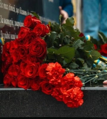 У День міста в Сумах вшанували полеглих захисників