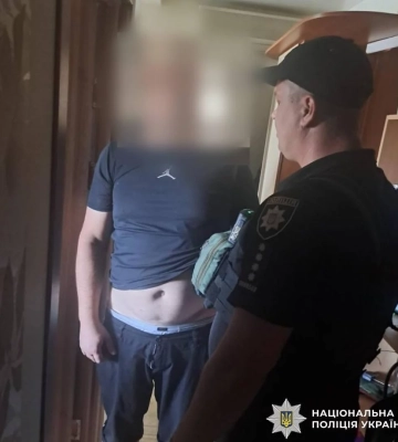 Угрожал матери расправой: копы помогли жертве домашнего насилия в Харькове
