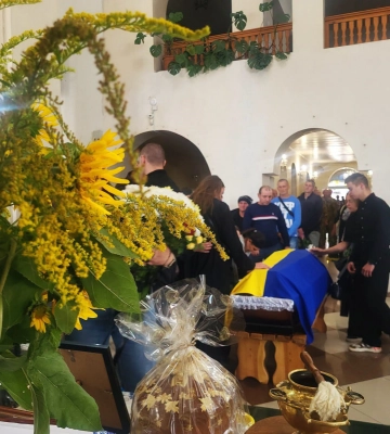 У травні мобілізували, а у серпні стало відомо про загибель: на Волині поховали захисника Романа Шафету